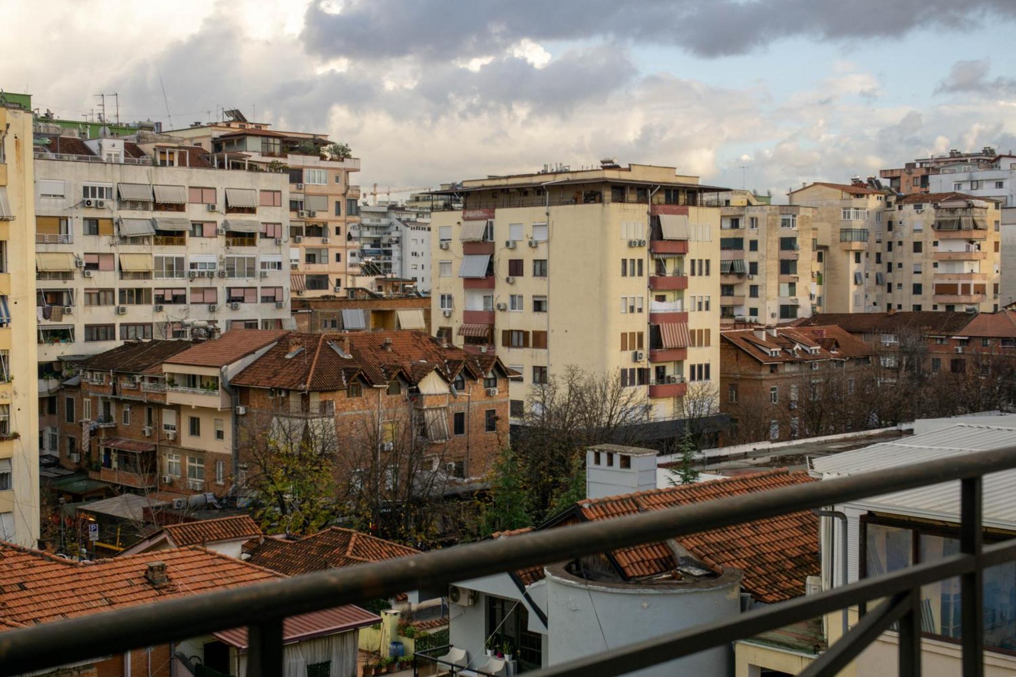 Bllok Bright Private Bedrooms With Private Bathroom On Shared Apartment Tiranë Luaran gambar