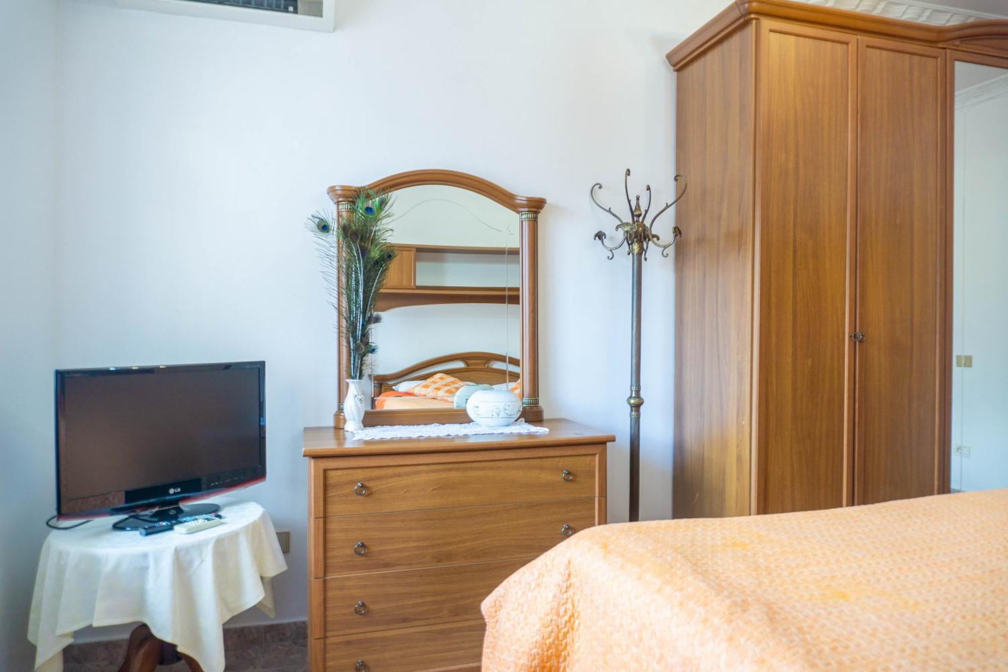 Bllok Bright Private Bedrooms With Private Bathroom On Shared Apartment Tiranë Luaran gambar