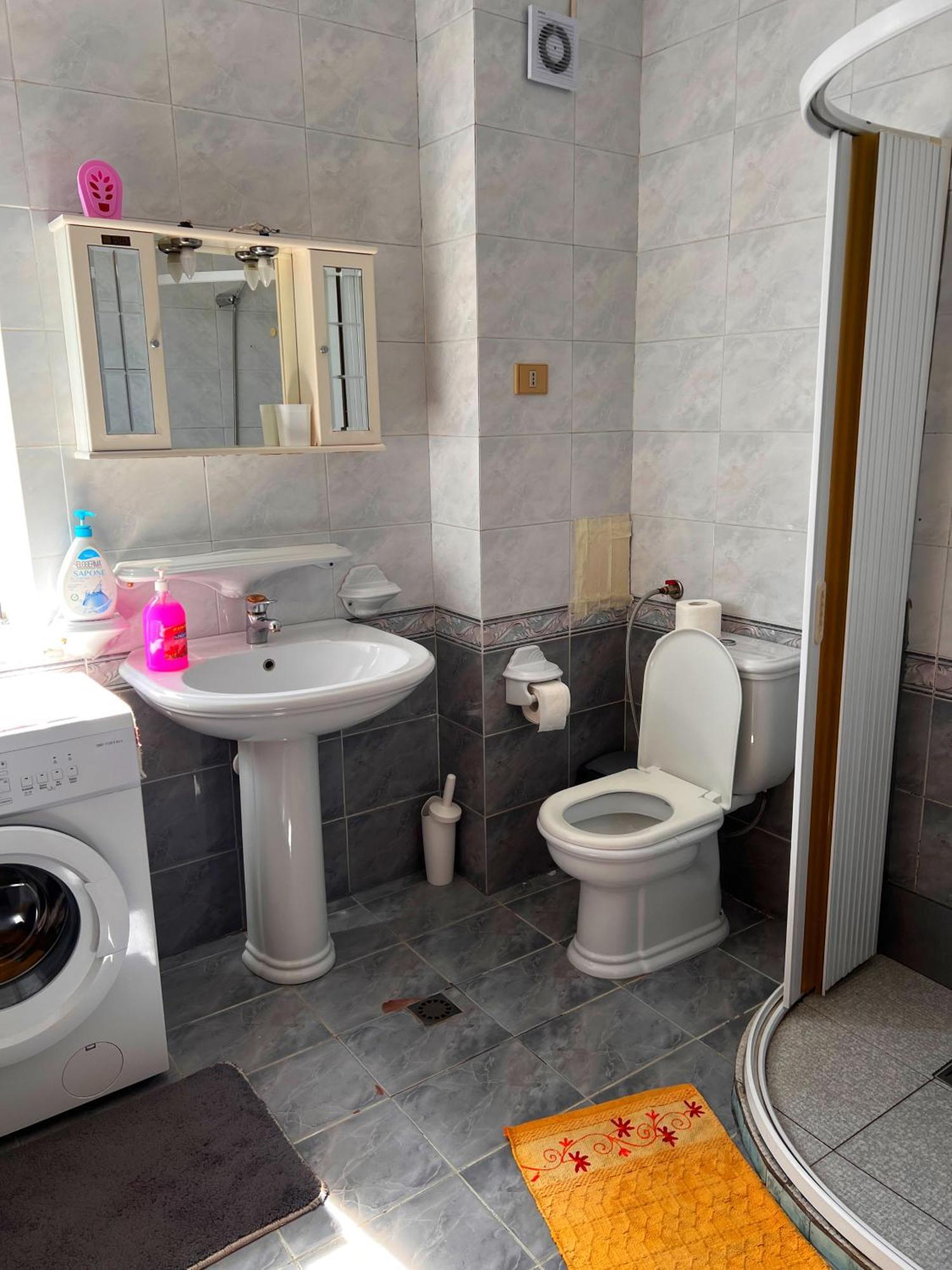 Bllok Bright Private Bedrooms With Private Bathroom On Shared Apartment Tiranë Luaran gambar