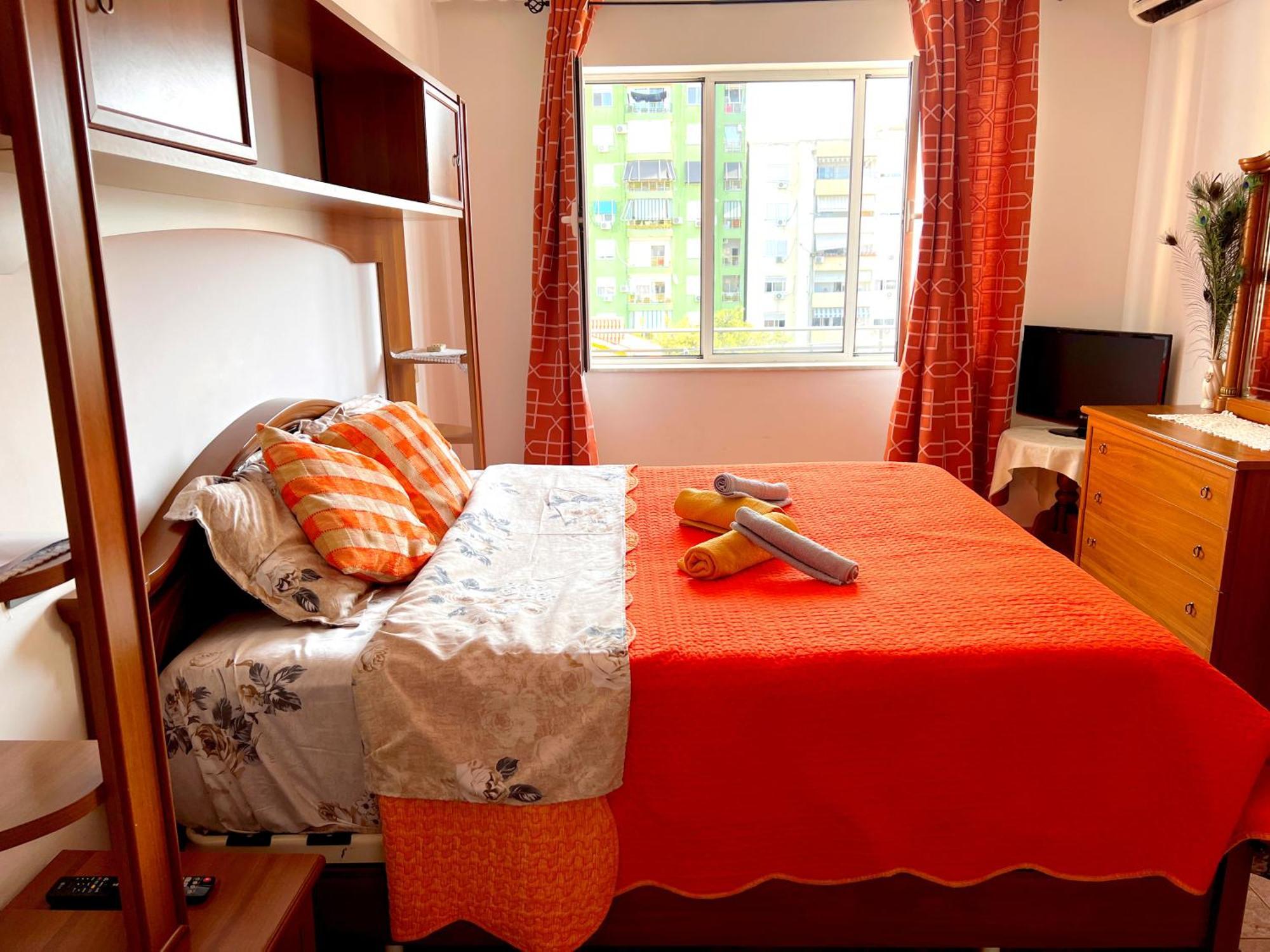 Bllok Bright Private Bedrooms With Private Bathroom On Shared Apartment Tiranë Luaran gambar